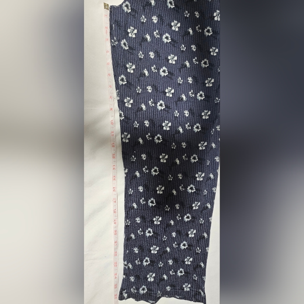 Isaac Mizrahi Dark Blue Floral Pajama Set - Picture 12 of 13